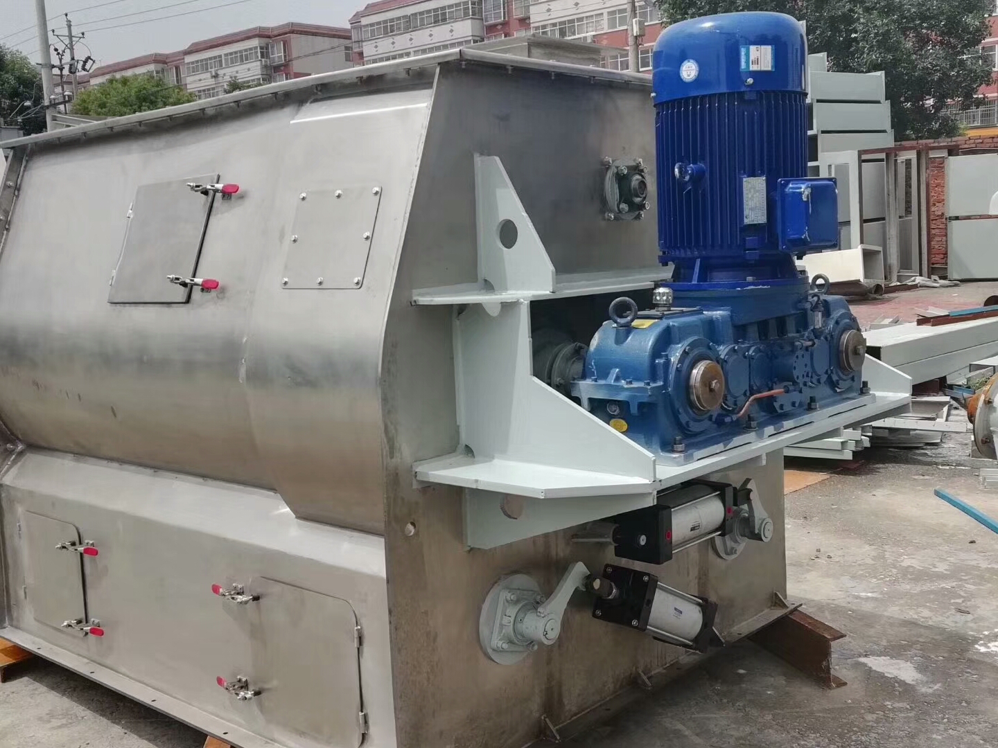 WZ系列無(wú)重力混合機(jī)